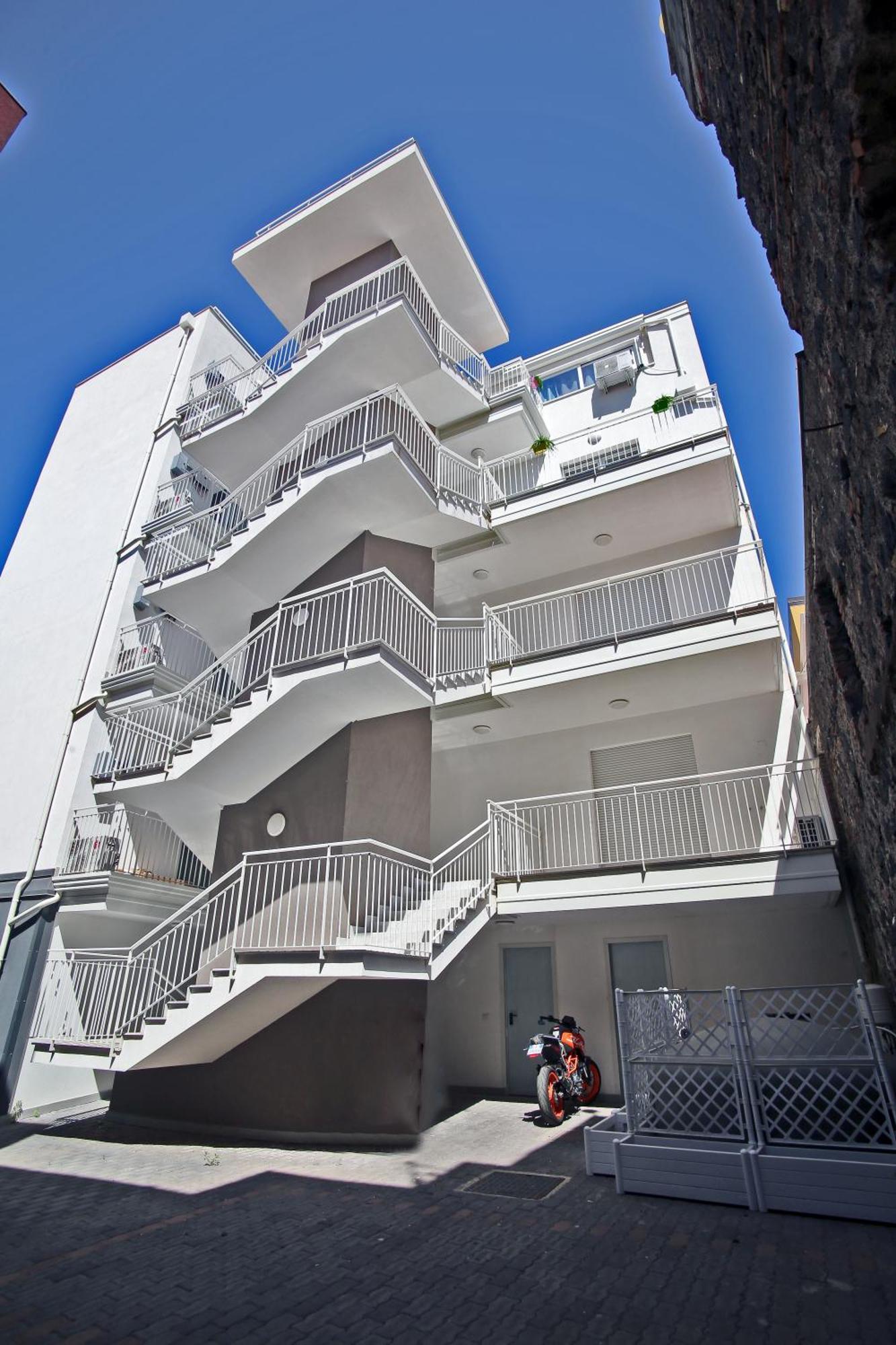 Laudani Homes CTA Exterior foto